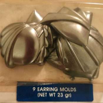 Trichem Vintage Earring Moulds